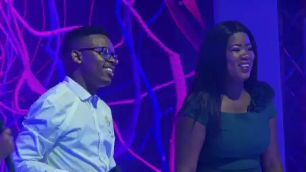 Zaza - Hallelujah (Live) Ft. Dumi Mkokstad
